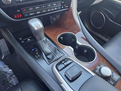 Used 2018 Lexus RX 350 AWD w/ Premium Package image 19