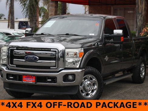 Used 2015 Ford F250 XLT w/ XLT Premium Package image 4