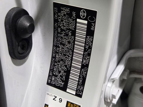 Used 2023 Toyota Corolla SE w/ SE Package image 24