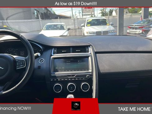 Used 2018 Jaguar E-PACE SE AWD/4WD image 11