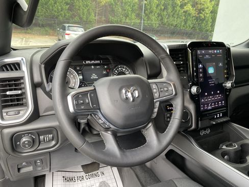 Used 2025 RAM 1500 Big Horn AWD/4WD image 17