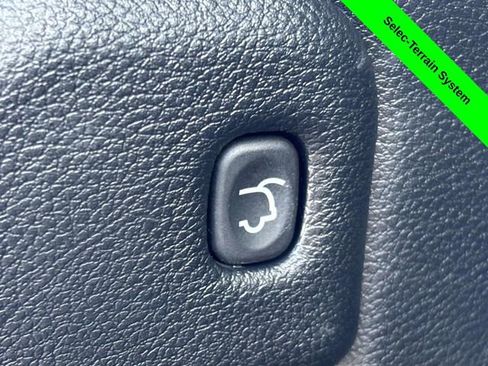 Used 2022 Jeep Grand Cherokee Laredo X image 38