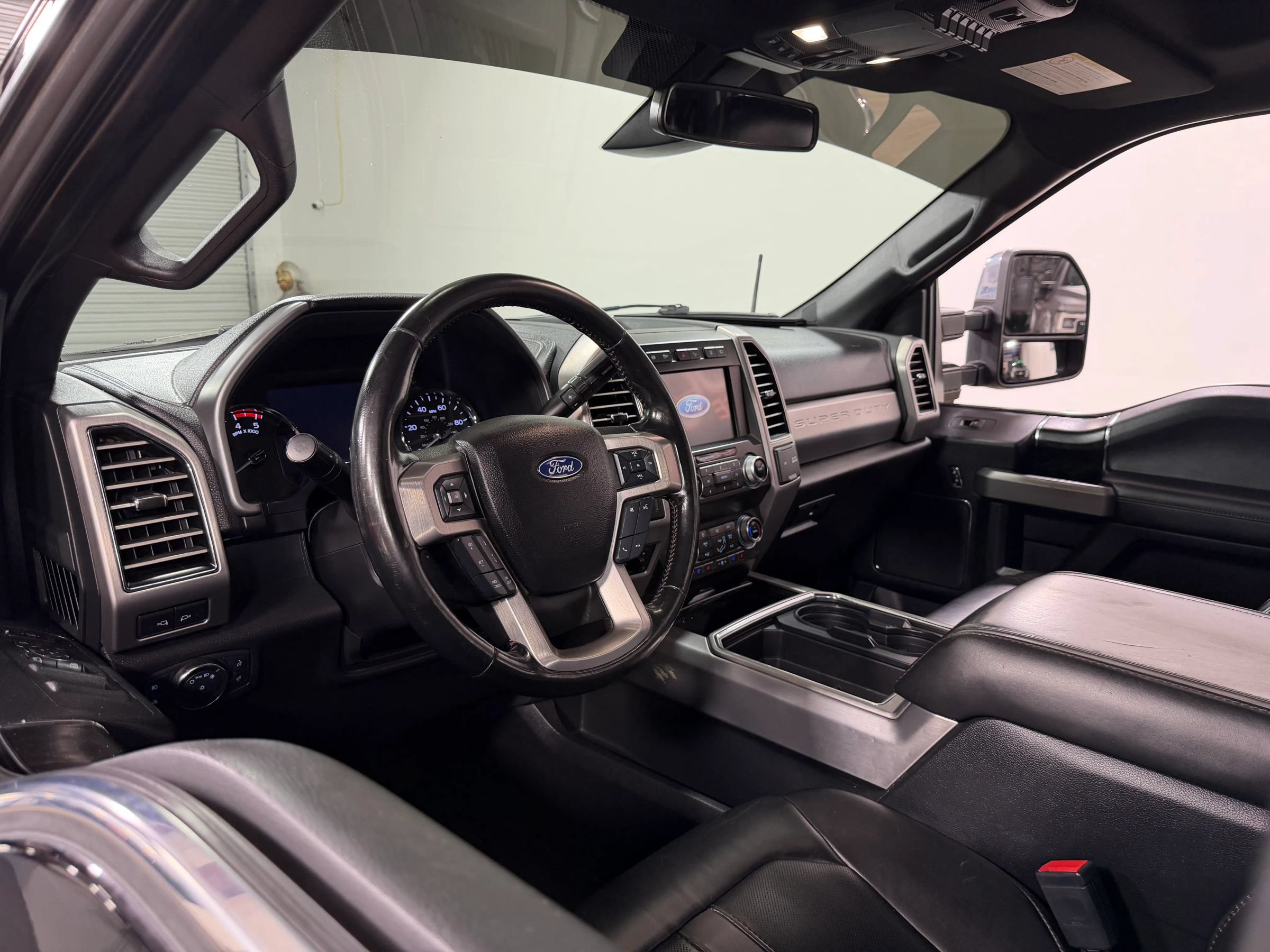 Used 2019 Ford F250 Platinum w/ Platinum Ultimate Package AWD/4WD image 13