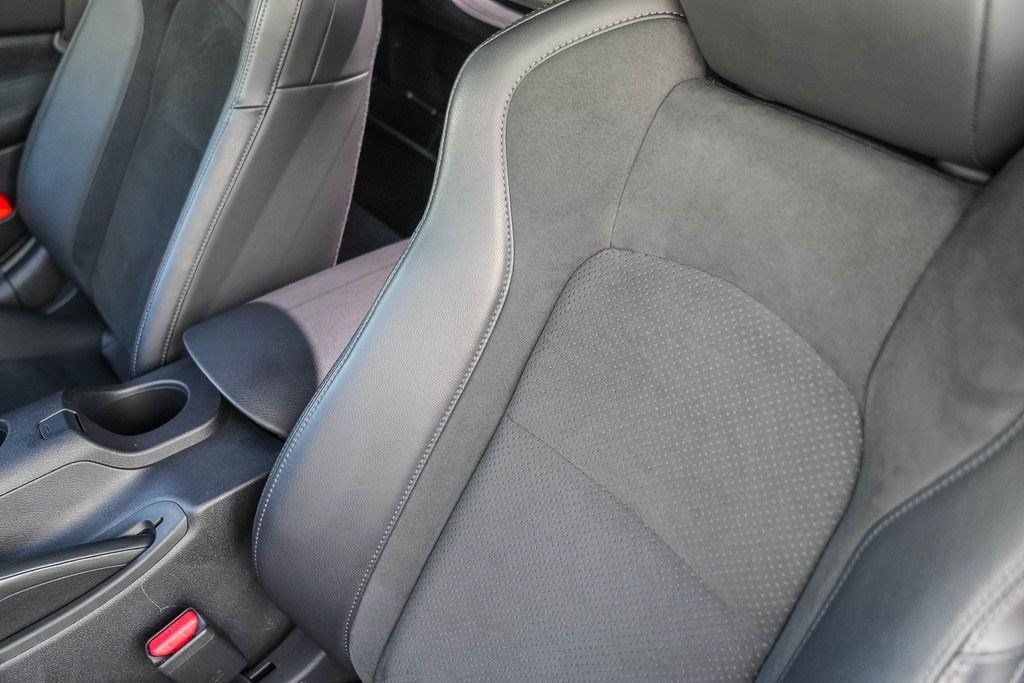 Used 2025 Nissan Z Performance w/ Floor Mat Package RWD image 24