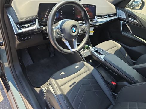 Used 2024 BMW X1 xDrive28i w/ Convenience Package AWD/4WD image 9
