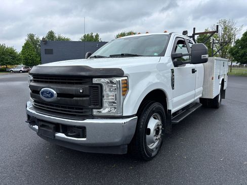 Used 2019 Ford F350 XL w/ XL Value Package RWD image 5