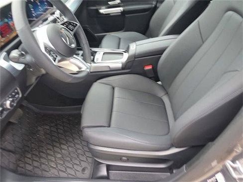 Certified 2026 Mercedes-Benz GLB 250 4MATIC image 25