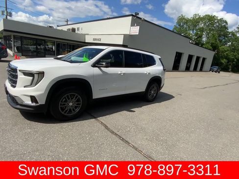 Certified 2025 GMC Acadia Elevation AWD/4WD image 4
