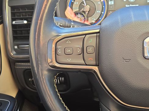 Used 2021 RAM 1500 Limited image 21