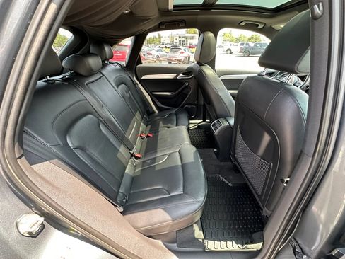 Used 2016 Audi Q3 2.0T Prestige w/ Prestige Package AWD/4WD image 13