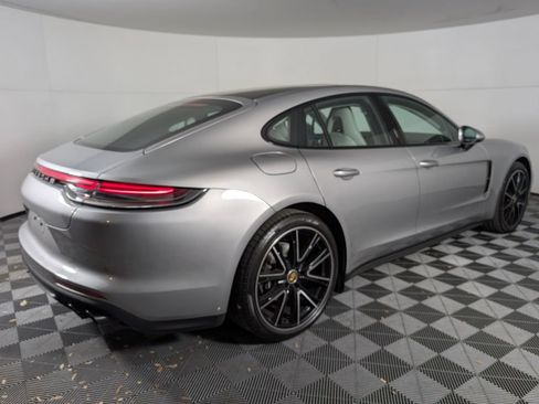 Certified 2023 Porsche Panamera Platinum Edition image 6