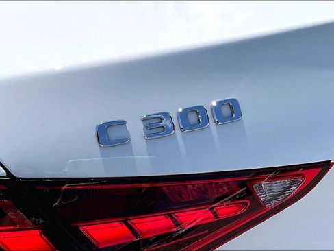 Used 2022 Mercedes-Benz C 300 Sedan image 8