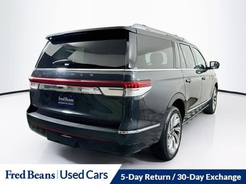 Certified 2023 Lincoln Navigator L Reserve AWD/4WD image 10