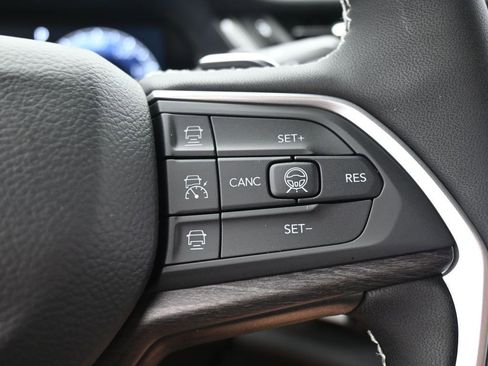 New 2026 Jeep Grand Cherokee L Limited AWD/4WD image 27