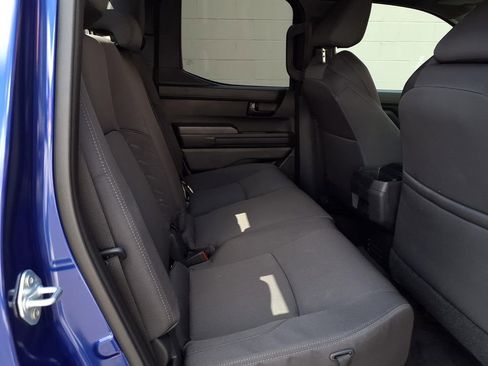 Certified 2025 Toyota Tacoma SR5 AWD/4WD image 22
