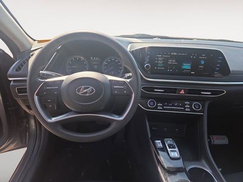 Used 2023 Hyundai Sonata SEL FWD image 10