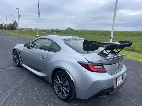 Used 2024 Subaru BRZ Limited RWD image 4
