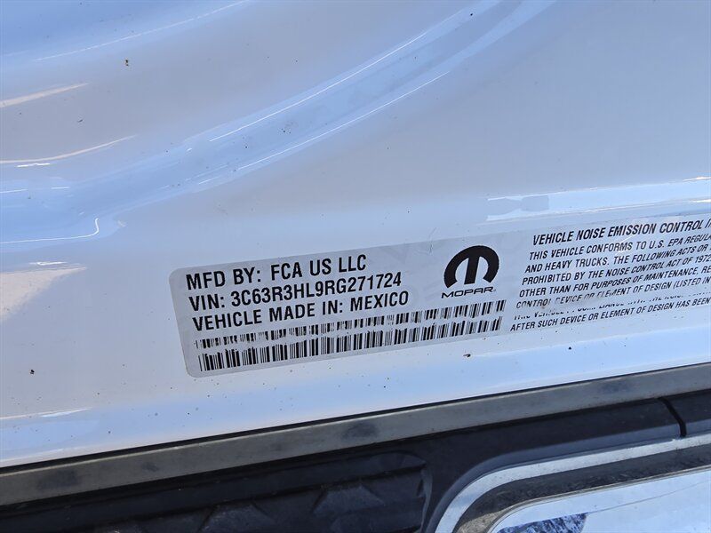 Used 2024 RAM 3500 Big Horn AWD/4WD image 18