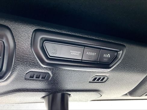 Used 2020 Jeep Wrangler Unlimited Sahara AWD/4WD image 34