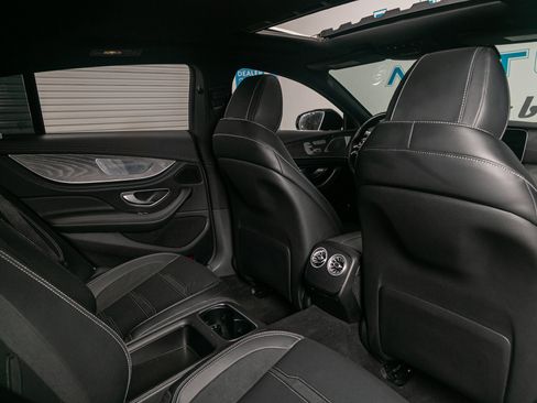 Used 2022 Mercedes-Benz AMG GT 43 image 31