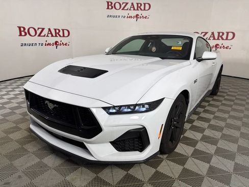 Certified 2025 Ford Mustang GT Premium RWD image 4