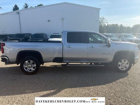 Used 2023 Chevrolet Silverado 3500 LTZ w/ LTZ Plus Package AWD/4WD image 6