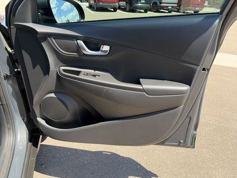 Certified 2023 Hyundai Kona SEL w/ Convenience Package AWD/4WD image 30