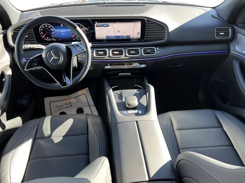 Certified 2025 Mercedes-Benz GLS 450 4MATIC image 15