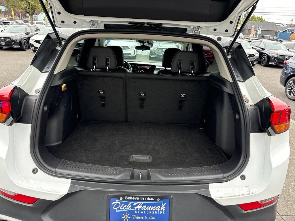 Used 2025 Buick Encore GX Preferred FWD image 8