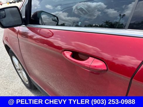 Used 2016 Ford Edge SEL w/ Equipment Group 201A AWD/4WD image 10