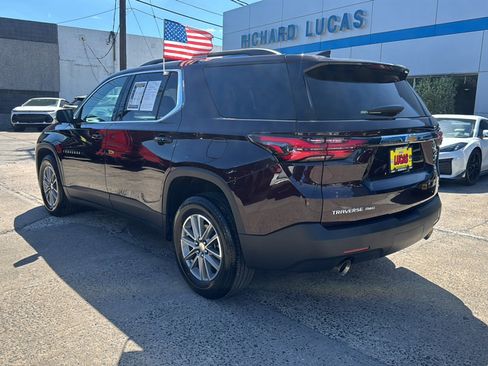 Used 2023 Chevrolet Traverse LT AWD/4WD image 7