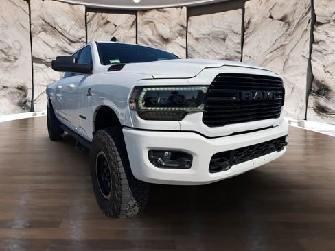 Used 2021 RAM 2500 Big Horn w/ Night Edition image 3