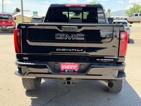 Used 2025 GMC Sierra 2500 Denali Ultimate w/ Max Trailering Package AWD/4WD image 8