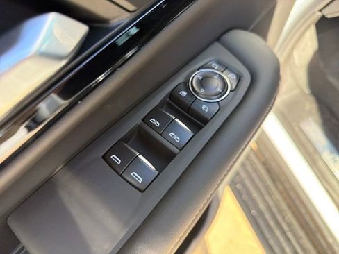 New 2026 Chevrolet Tahoe Premier image 13