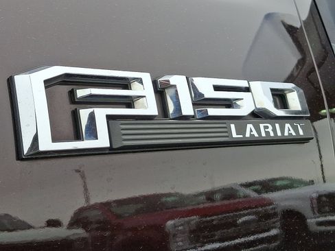 Certified 2019 Ford F150 Lariat image 31