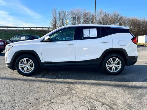 Used 2020 GMC Terrain SLE image 4