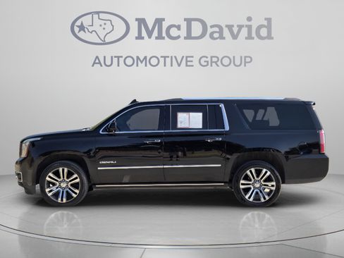 Used 2020 GMC Yukon XL Denali w/ Denali Ultimate Package RWD image 2
