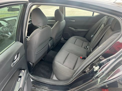 Used 2021 Nissan Altima 2.5 SV image 5