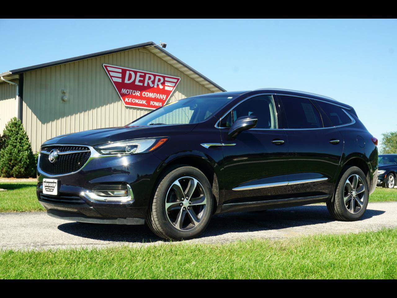 Used 2020 Buick Enclave Preferred w/ LPO, Touring Package FWD image 1