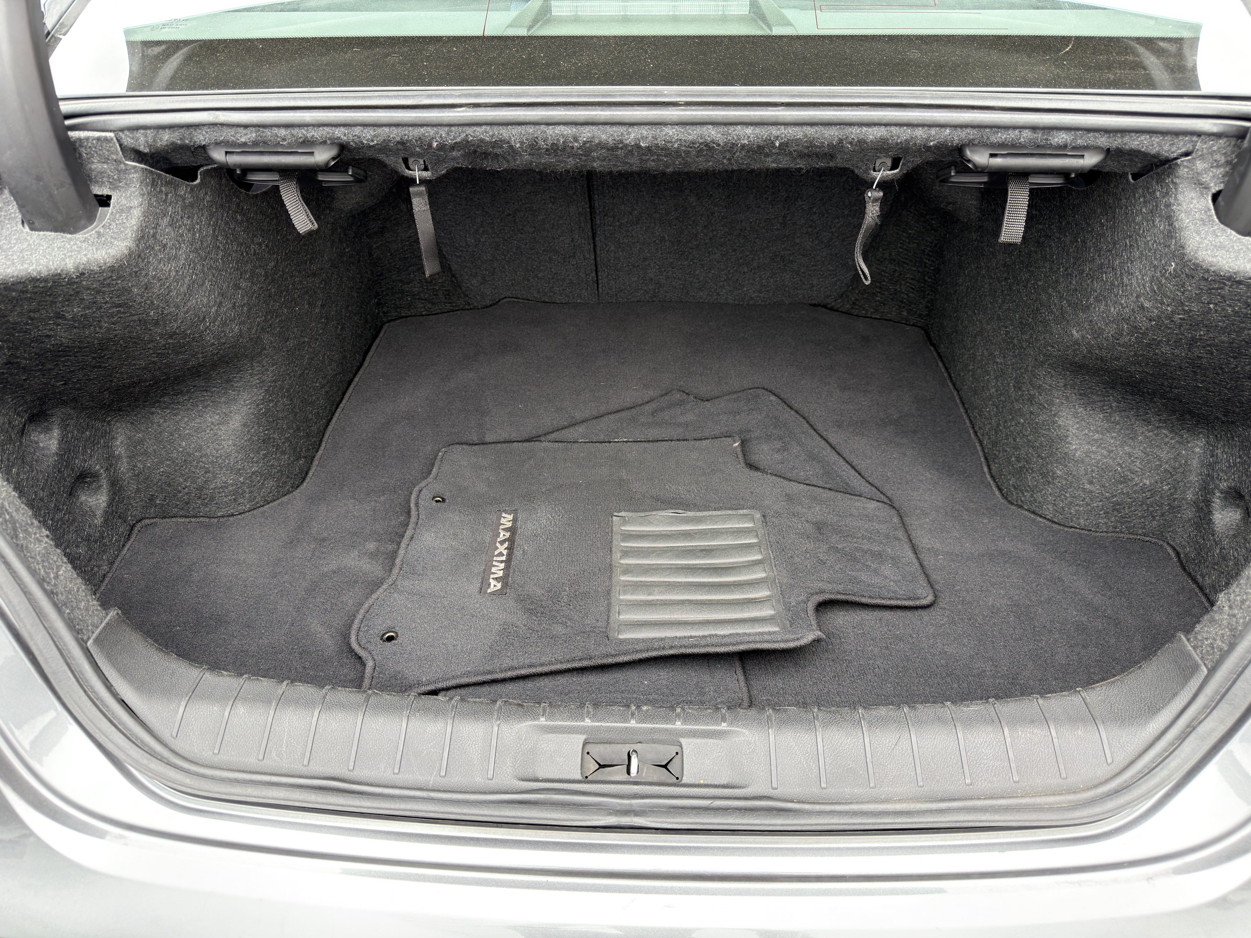 Used 2023 Nissan Maxima SV w/ Floor Mat Group FWD image 15
