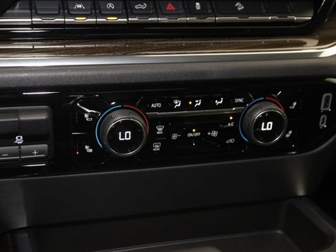 Used 2024 Chevrolet Silverado 1500 LT Trail Boss image 26