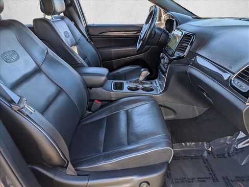Used 2019 Jeep Grand Cherokee Overland image 21