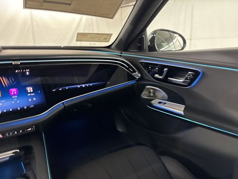 New 2026 Mercedes-Benz E 450 4MATIC Sedan image 28