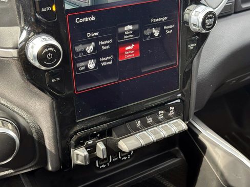 Used 2020 RAM 2500 Big Horn w/ Level 2 Equipment Group image 29