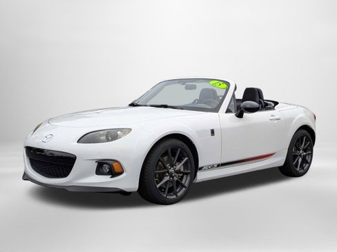 Used 2015 MAZDA MX-5 Miata Club RWD image 8