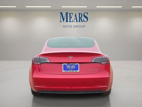 Used 2018 Tesla Model 3 Long Range image 4