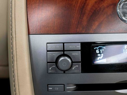 Used 2006 Aston Martin DB9 Volante RWD image 71