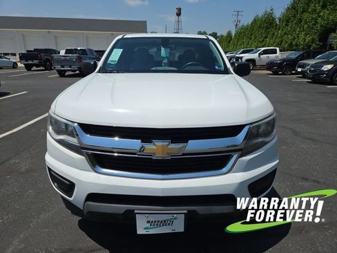 Used 2019 Chevrolet Colorado W/T w/ WT Convenience Package RWD image 2