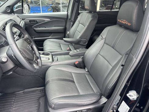 Used 2022 Honda Pilot TrailSport image 13