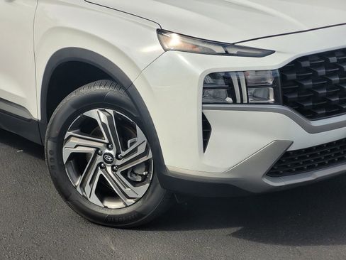 Used 2022 Hyundai Santa Fe SE image 9
